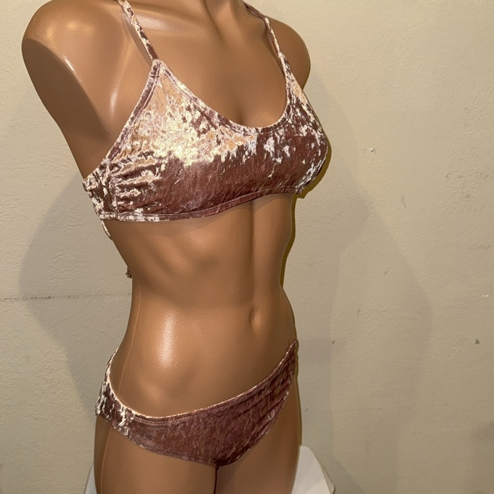 NWT California Waves bikini set velvet size S/L